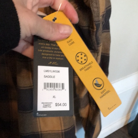 Men’s Button Down Long Sleeve - Picture 3 of 4